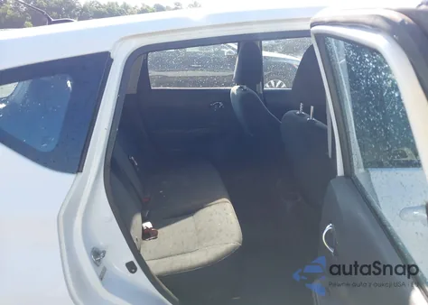 2016 Nissan Versa Note S (Sr)/S Plus/Sl/Sr/Sv z USA, uszkodzony, nr VIN 3N1CE2CP1GL372109